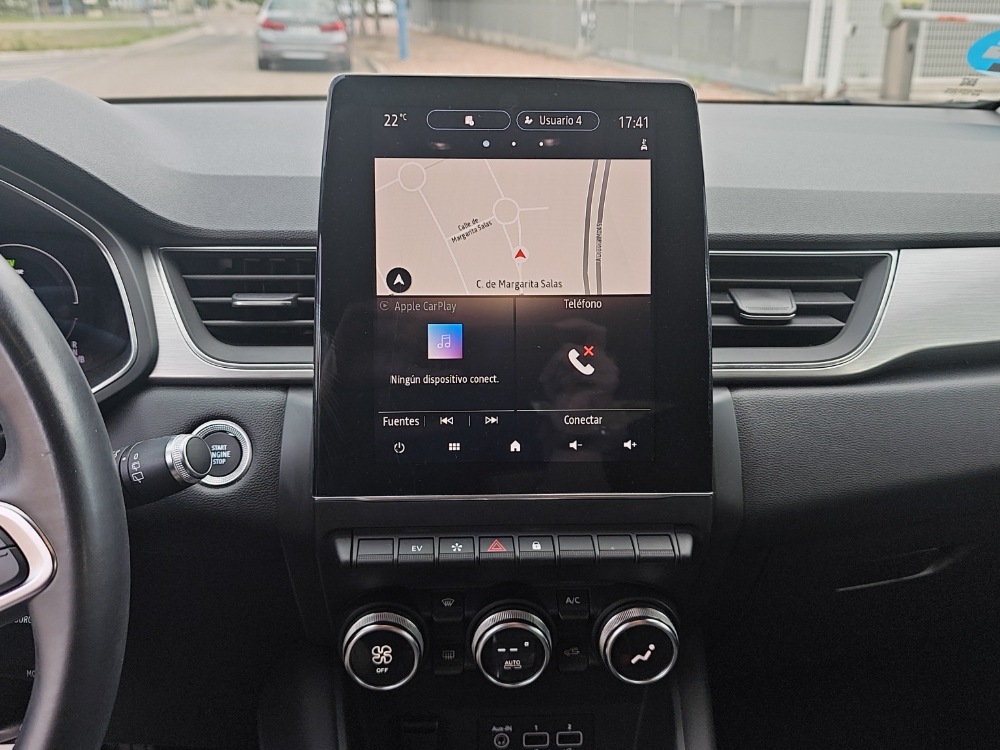 Renault Captur II ZEN E-TECH HIBRIDO ENCHUFABLE foto 12