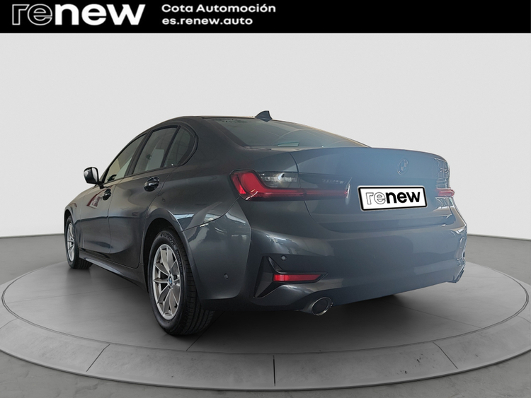 BMW Serie 3 320d foto 5