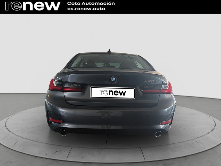 BMW Serie 3 320d foto 7