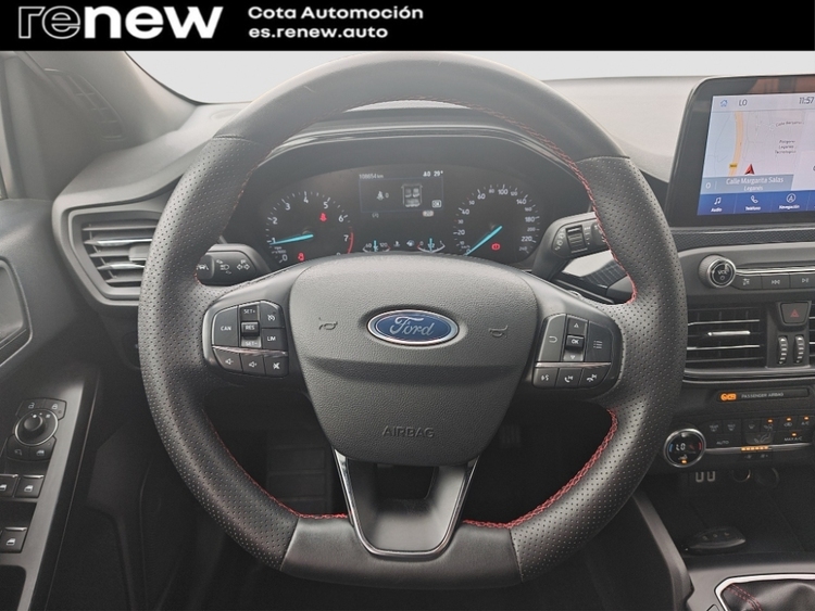 Ford Focus 1.0 ECOBOOST MHEV ST LINE 155 foto 14