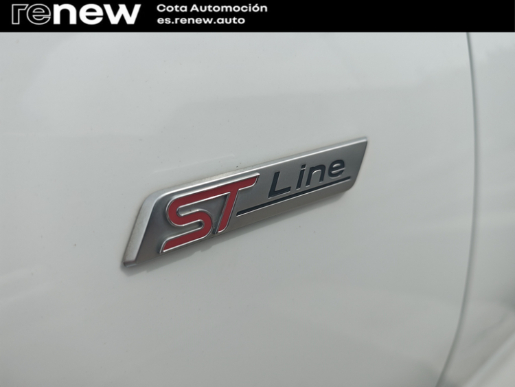 Ford Focus 1.0 ECOBOOST MHEV ST LINE 155 foto 22