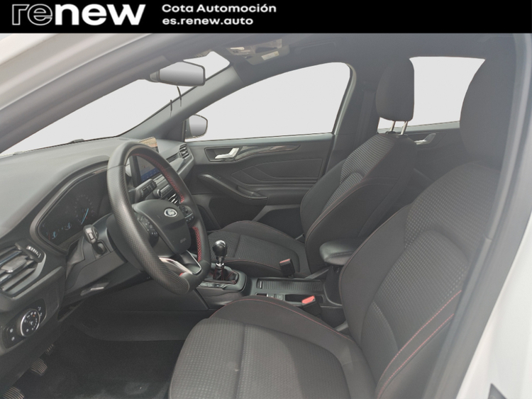 Ford Focus 1.0 ECOBOOST MHEV ST LINE 155 foto 6