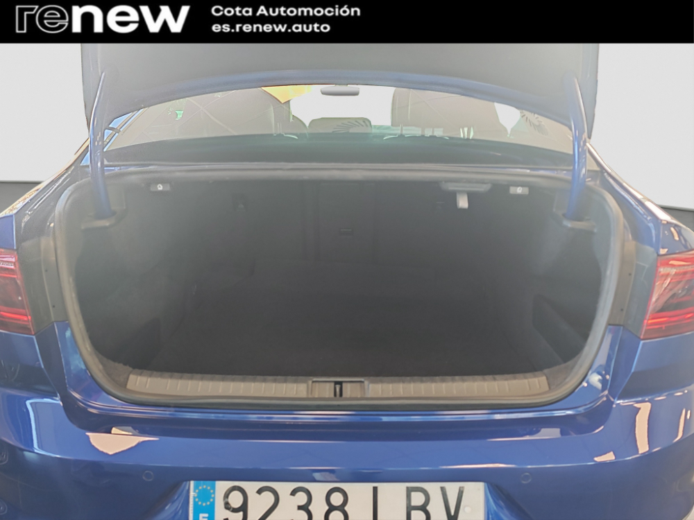 Volkswagen Passat R-Line miniatura 18