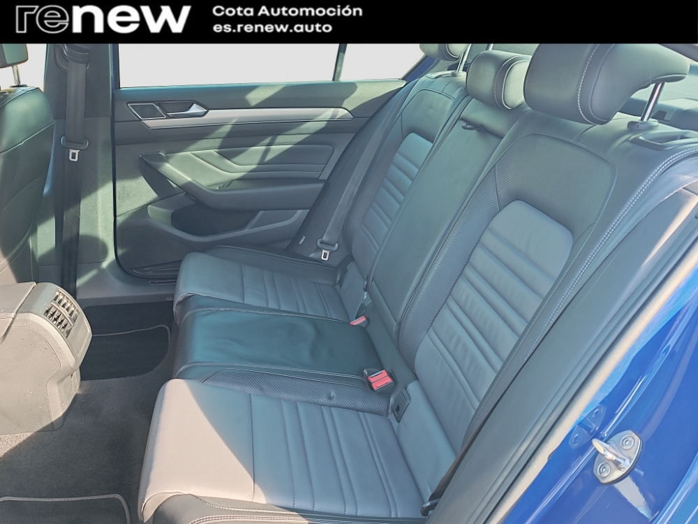 Volkswagen Passat R-Line foto 8