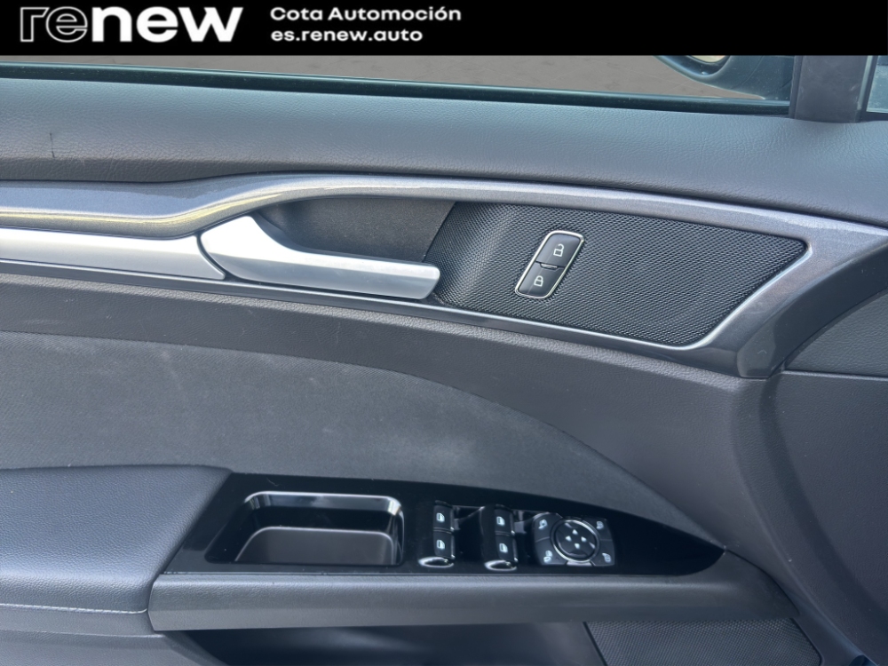 Ford Mondeo Trend miniatura 16