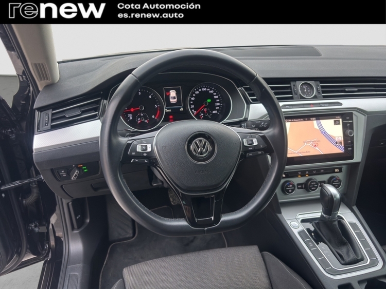 Volkswagen Passat Advance BMT foto 14