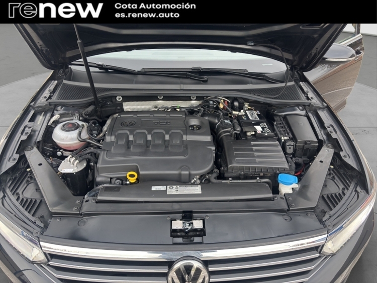 Volkswagen Passat Advance BMT foto 20