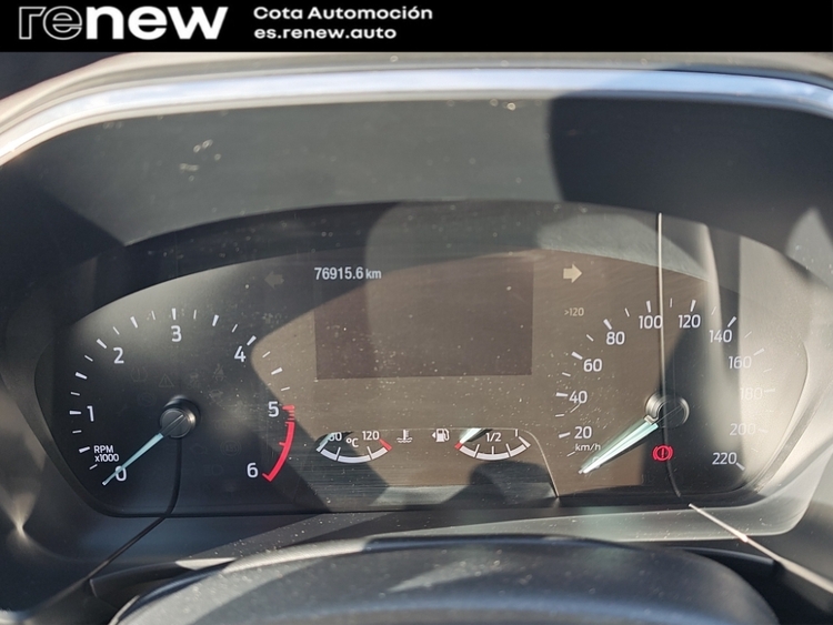 Ford Kuga Hybrid Titanium foto 15