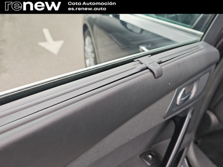 Peugeot 508 Allure foto 24