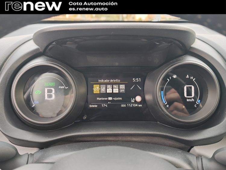 Toyota YARIS CROSS 1.5 BUSINESS PLUS 120CV HIBRIDO foto 15