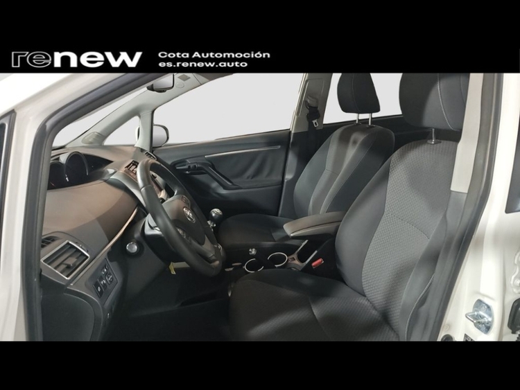 Toyota Verso Comfort foto 6
