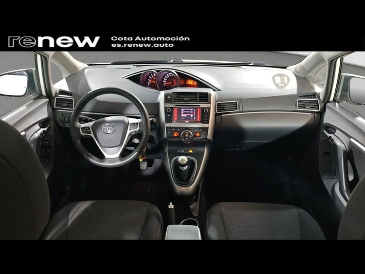 Toyota Verso Comfort foto 10