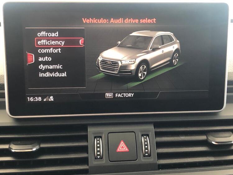 Audi Q5 Advanced quattro foto 30