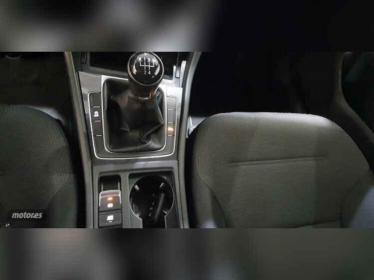 Volkswagen Golf VII Advance foto 11